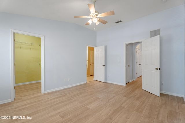 5833 PARKSTONE CROSSING Drive, Jacksonville, FL 32258