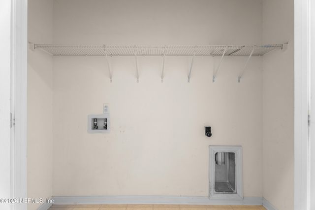 5833 PARKSTONE CROSSING Drive, Jacksonville, FL 32258