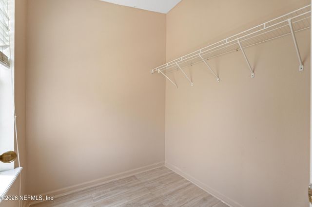 5833 PARKSTONE CROSSING Drive, Jacksonville, FL 32258