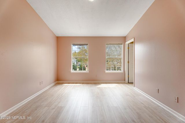 5833 PARKSTONE CROSSING Drive, Jacksonville, FL 32258