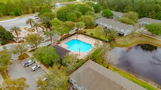 5833 PARKSTONE CROSSING Drive, Jacksonville, FL 32258