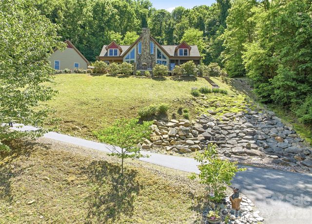737 Traditions Way, Mars Hill, NC 28754