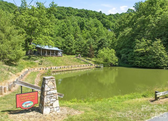 737 Traditions Way, Mars Hill, NC 28754