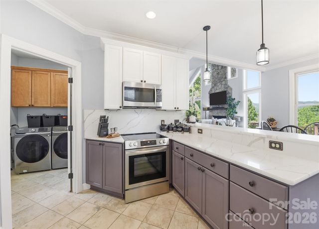 737 Traditions Way, Mars Hill, NC 28754