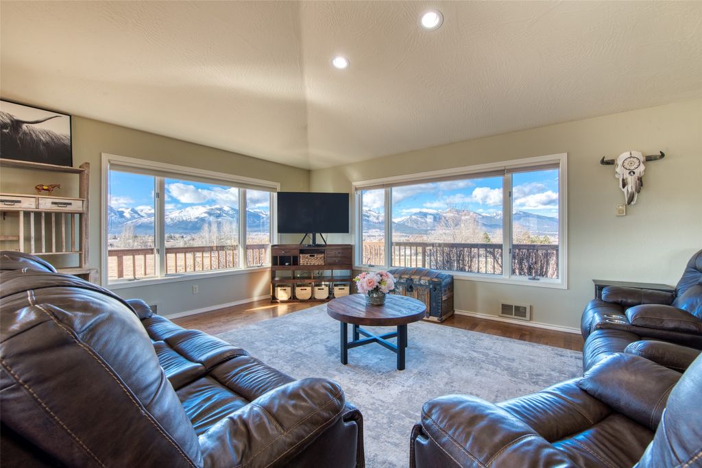 675 Warbler Lane, Corvallis, MT 59828 photo 24