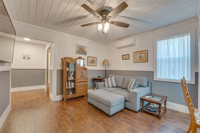 2410 Park Street, Greenville, TX 75401