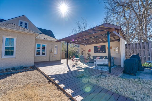 2410 Park Street, Greenville, TX 75401