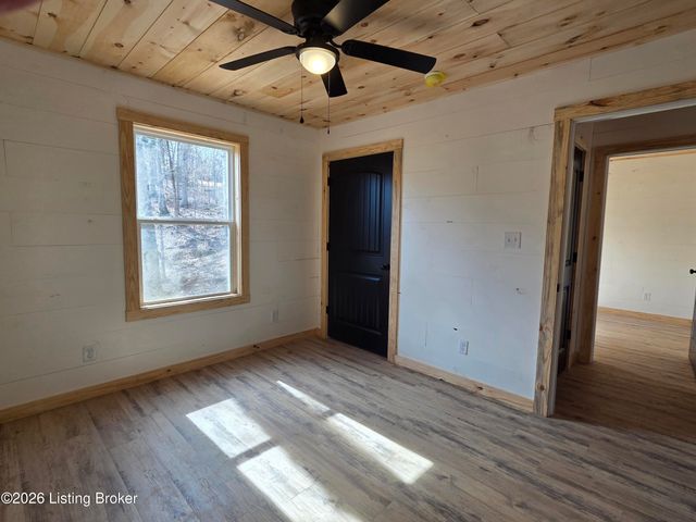 1181 Webb Ford Rd, Clarkson, KY 42726