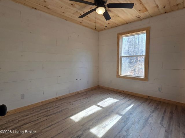 1181 Webb Ford Rd, Clarkson, KY 42726