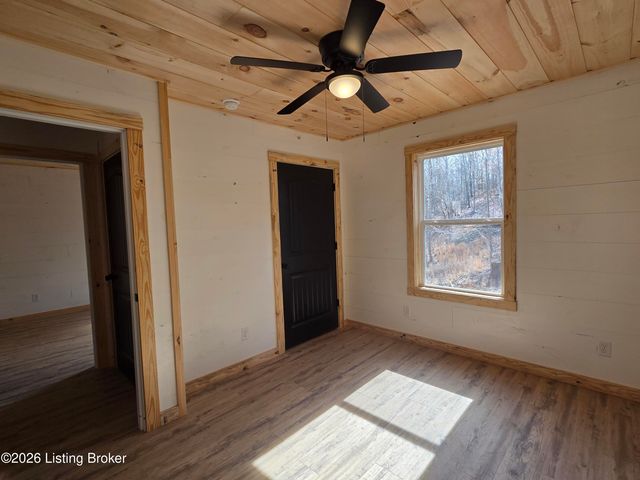 1181 Webb Ford Rd, Clarkson, KY 42726