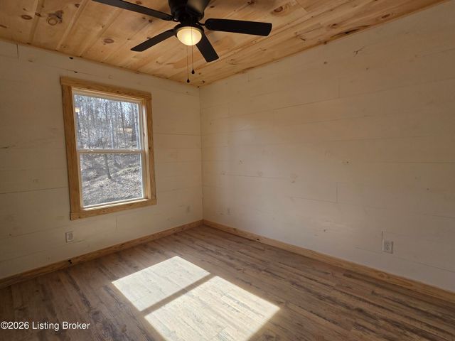 1181 Webb Ford Rd, Clarkson, KY 42726