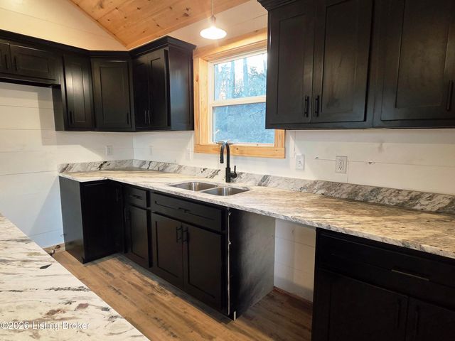 1181 Webb Ford Rd, Clarkson, KY 42726