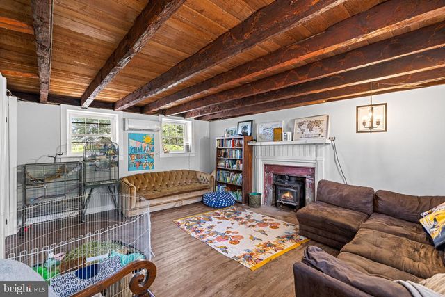 2349 SKINKERS NECK RD, Rappahannock Academy, VA 22538