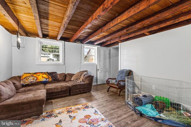2349 SKINKERS NECK RD, Rappahannock Academy, VA 22538
