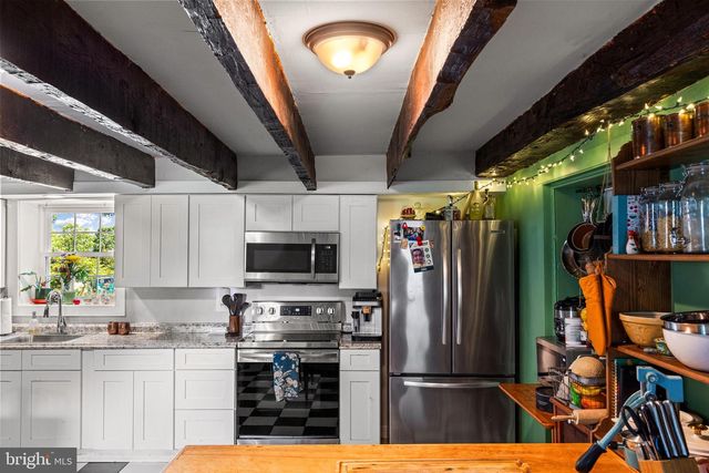 2349 SKINKERS NECK RD, Rappahannock Academy, VA 22538