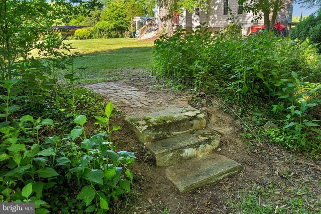 2349 SKINKERS NECK RD, Rappahannock Academy, VA 22538