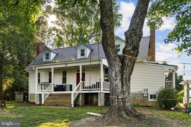 2349 SKINKERS NECK RD, Rappahannock Academy, VA 22538