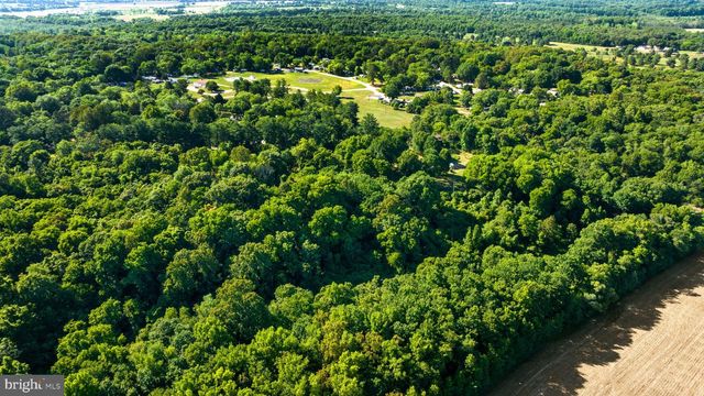 2349 SKINKERS NECK RD, Rappahannock Academy, VA 22538