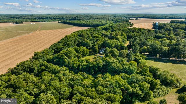 2349 SKINKERS NECK RD, Rappahannock Academy, VA 22538