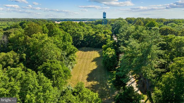 2349 SKINKERS NECK RD, Rappahannock Academy, VA 22538