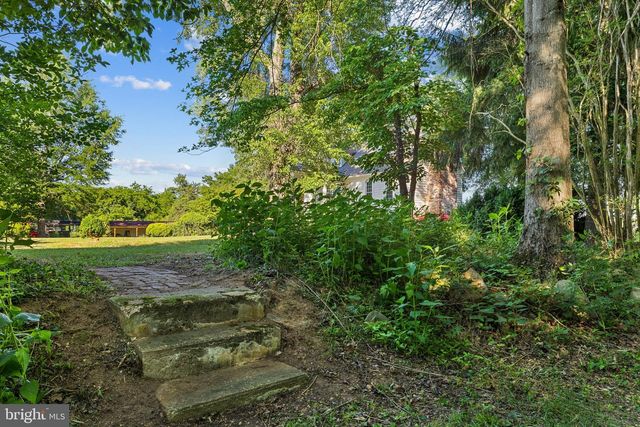 2349 SKINKERS NECK RD, Rappahannock Academy, VA 22538