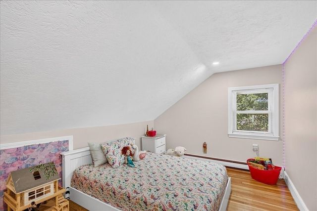 12 Pat Rd, Hanover, MA 02339