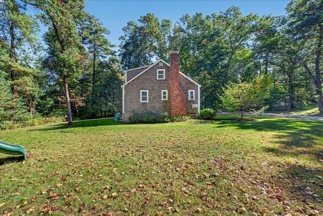 12 Pat Rd, Hanover, MA 02339