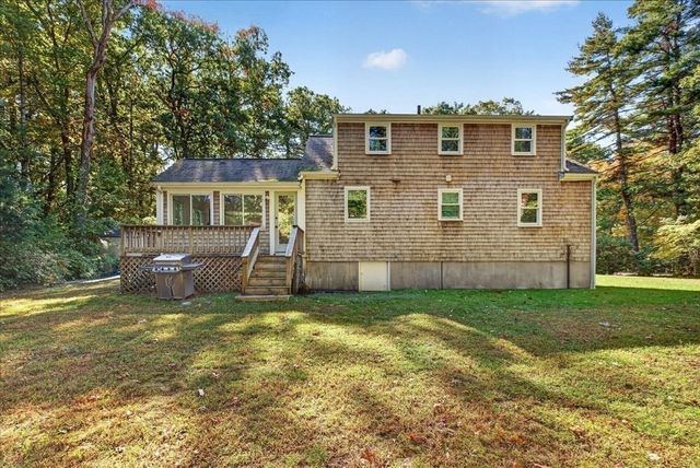 12 Pat Rd, Hanover, MA 02339