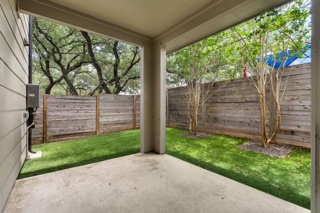 6800 Menchaca RD 9, Austin, TX 78745