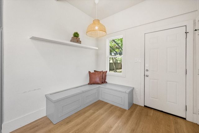 501 S Clinton Avenue, Dallas, TX 75208