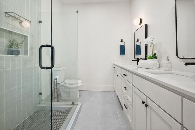 501 S Clinton Avenue, Dallas, TX 75208