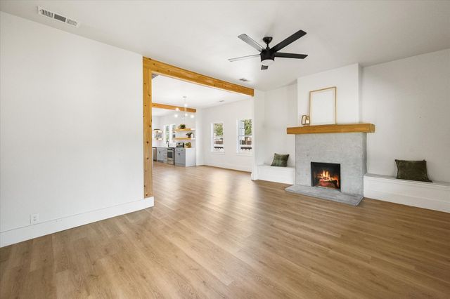 501 S Clinton Avenue, Dallas, TX 75208
