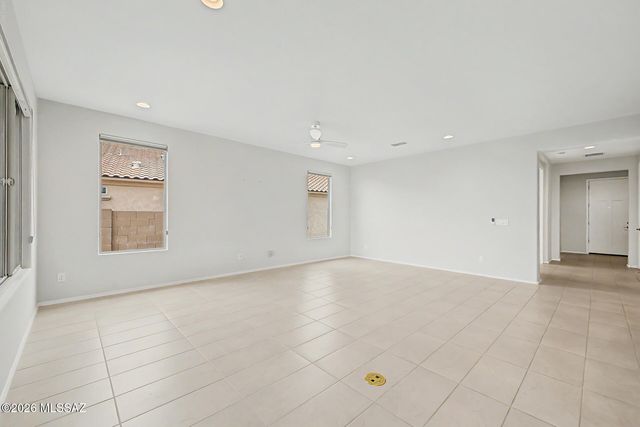 6809 W Cape Royal Place, Marana, AZ 85658