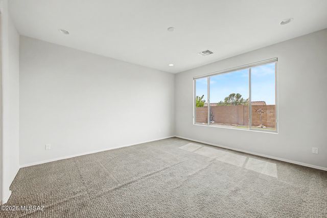 6809 W Cape Royal Place, Marana, AZ 85658