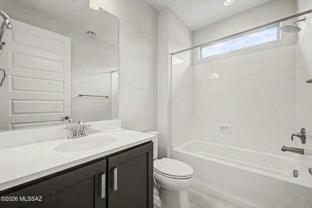 6809 W Cape Royal Place, Marana, AZ 85658