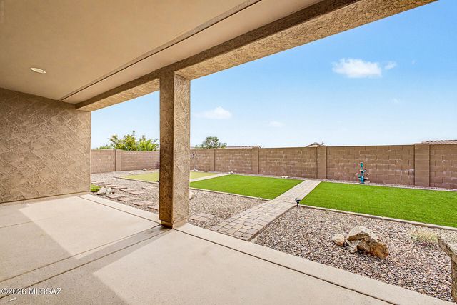 6809 W Cape Royal Place, Marana, AZ 85658