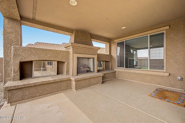 6809 W Cape Royal Place, Marana, AZ 85658