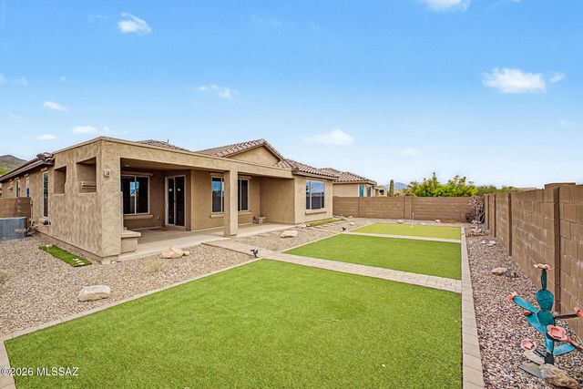 6809 W Cape Royal Place, Marana, AZ 85658