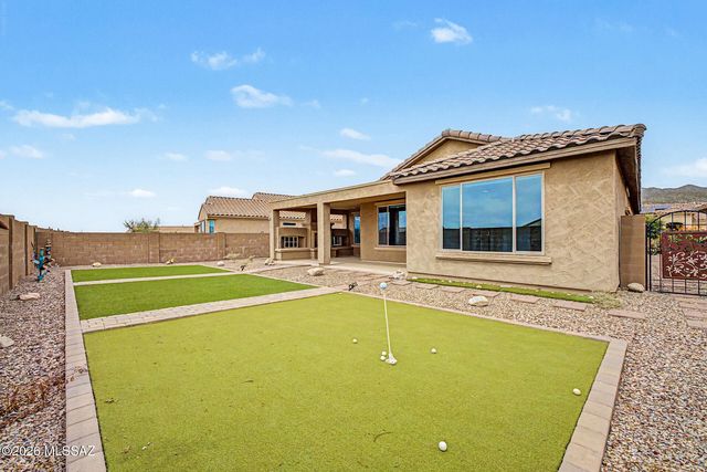 6809 W Cape Royal Place, Marana, AZ 85658