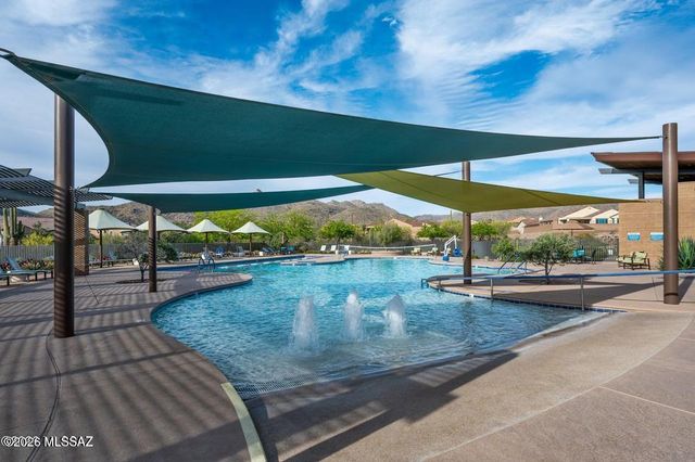 6809 W Cape Royal Place, Marana, AZ 85658