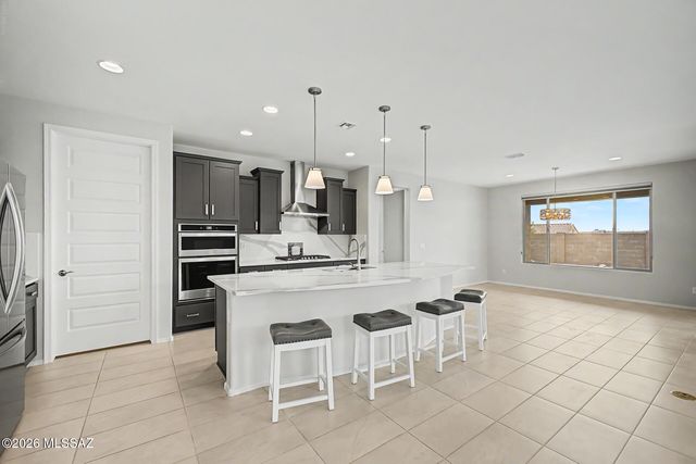 6809 W Cape Royal Place, Marana, AZ 85658