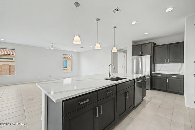 6809 W Cape Royal Place, Marana, AZ 85658