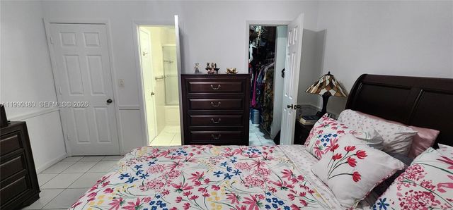 15585 SW 76th Ln A81-8, Miami, FL 33193