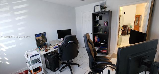 15585 SW 76th Ln A81-8, Miami, FL 33193