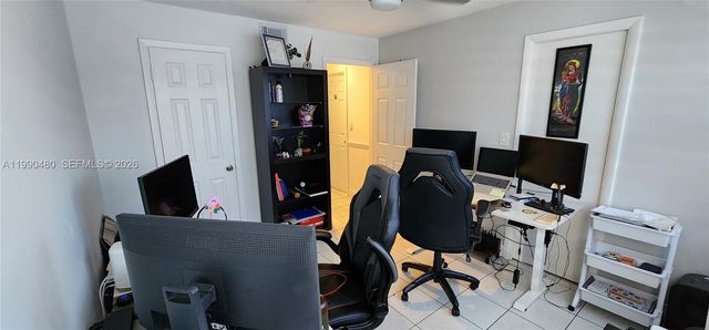 15585 SW 76th Ln A81-8, Miami, FL 33193