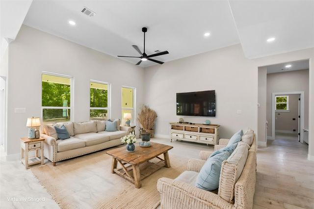 244 Fawn Drive, Livingston, TX 77351