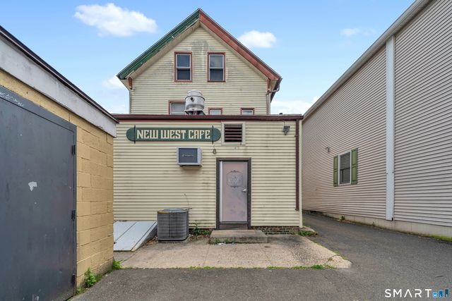 879 Whalley Avenue, New Haven, CT 06515
