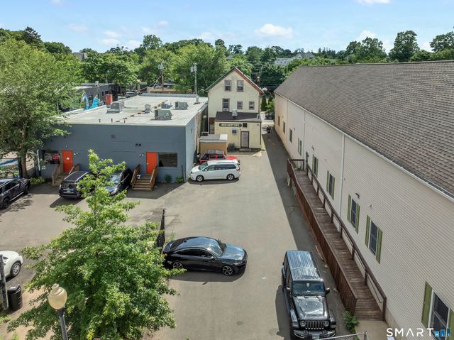 879 Whalley Avenue, New Haven, CT 06515
