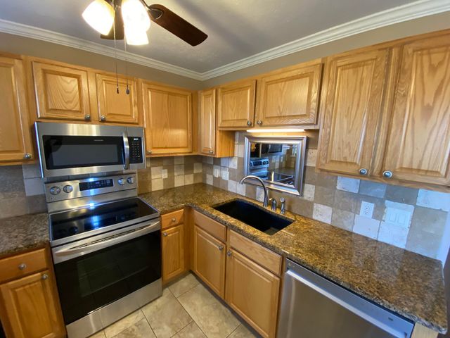 134 Vixen Circle Apt G, Branson, MO 65616