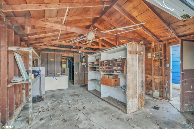 4637 S Gregory Street, Buena Vista Twp, MI 48601